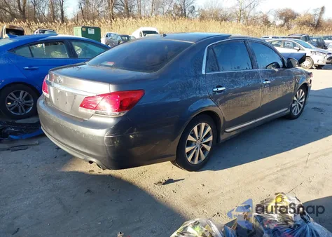 2012 Toyota Avalon Limited из США, поврежденный, VIN 4T1BK3DB0CU468688